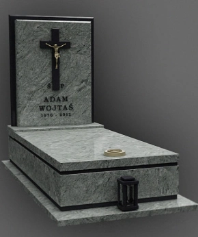 Надгробие 40